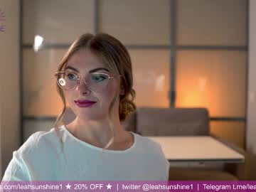 webcam girl leahsunshine live cam image #5027099