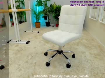 webcam girl blue_eye_twinkle live cam image #6793229