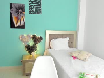webcam girl roberta_lipa live cam image #3719348