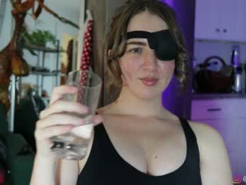 webcam girl maeveminx live cam image #3936314