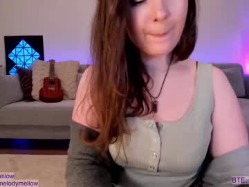 webcam girl in_tune live cam image #1003418