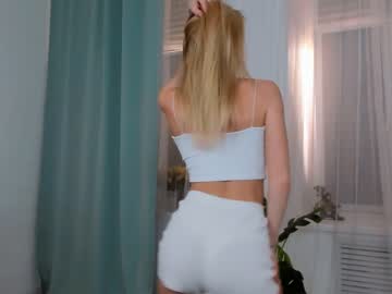 webcam girl emmi_rosee live cam image #1664237
