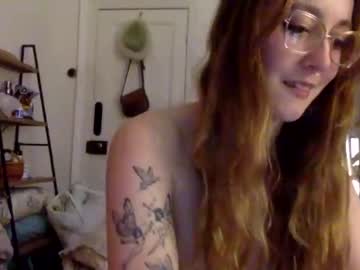 webcam girl venusxrising live cam image #2798036
