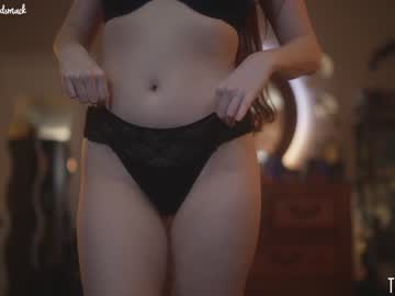 webcam girl tinatopp live cam image #2109420
