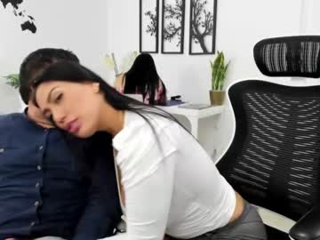 webcam couple emillybrowm live cam image #209144