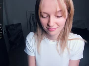 webcam girl lol_rush live cam image #5972194