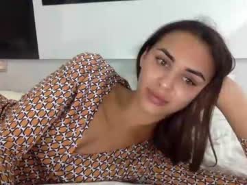 webcam girl camelia_caramel_ live cam image #1935004