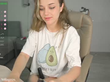 webcam girl mia_milagros live cam image #4829943