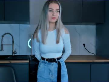 webcam girl lilianheap live cam image #6981003