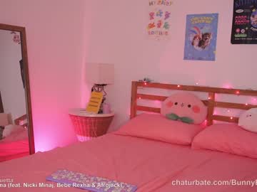 webcam girl bunnybonn1e live cam image #3135292