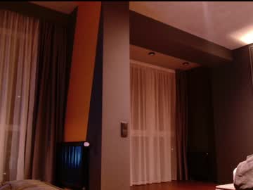 webcam girl bitter_moon live cam image #4420178