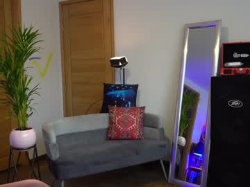 webcam girl beyllove_d live cam image #265669