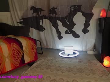 webcam girl lucy_gooosey live cam image #5933638