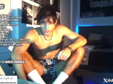 webcam man jakeclemons live cam image #5885399