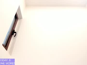webcam girl hotfallingdevil live cam image #5849951