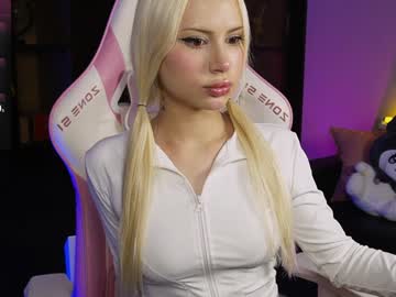webcam girl stacy_batt live cam image #7079021