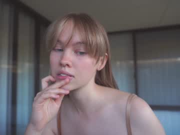 webcam girl bibi_it_is live cam image #6324526