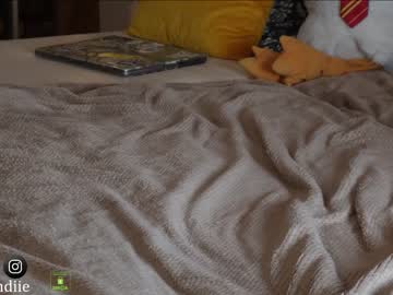 webcam girl bestblondiiecb live cam image #6786816