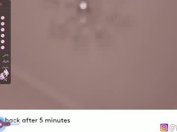 webcam girl bzzzme live cam image #6206629