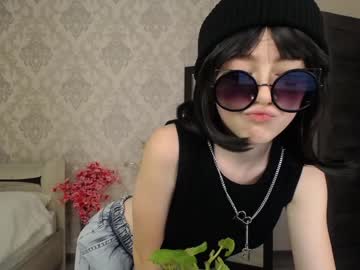 webcam girl nika_konovalova live cam image #2515220
