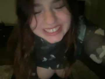 webcam couple karvie live cam image #7050987
