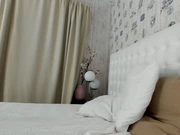 webcam girl tia__moon live cam image #138177
