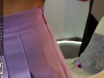webcam girl a_whole_eternity live cam image #6895690