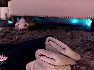 webcam girl aubrilee live cam image #3017719