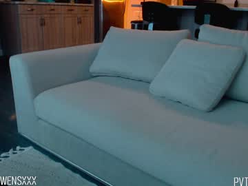 webcam girl oliviaowens live cam image #2324428