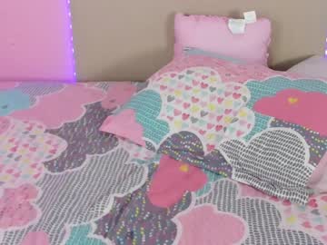 webcam girl little_effy18 live cam image #2201388