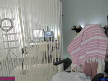 webcam girl mermaidrozalia live cam image #5321065