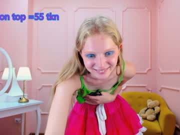 webcam girl jenny_ames live cam image #2340506