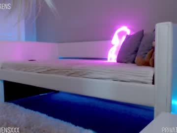webcam girl oliviaowens live cam image #2014946