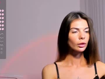 webcam girl andrea__bass live cam image #7103949