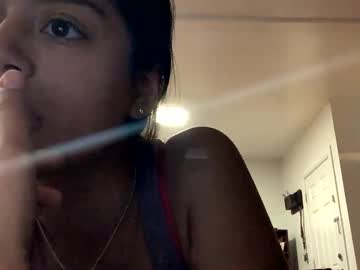 webcam girl sweetiebabyneedsmilkk live cam image #7104729