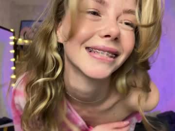 webcam girl elli_harmon live cam image #6546755