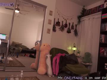 webcam girl evelynpiers live cam image #4884411