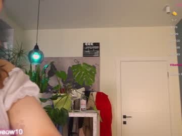 webcam couple emiliacourtney live cam image #6369896