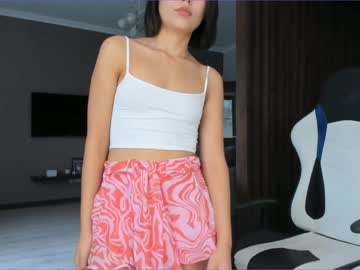 webcam girl aina_kun live cam image #2453858