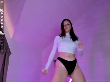 webcam girl darling_kira live cam image #2669935