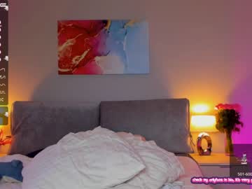 webcam girl your__voice live cam image #2607298