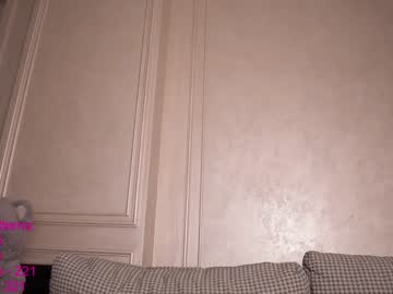 webcam girl lindamei live cam image #3295421