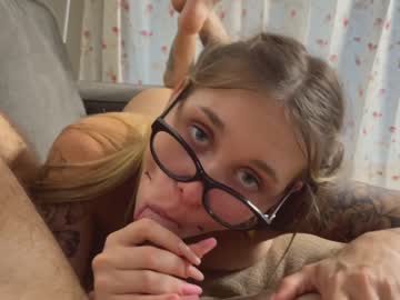 webcam couple yourlovelyjulia live cam image #4123485