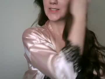 webcam girl naughtysubgal live cam image #3656381
