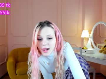 webcam girl pretty_girl_bella live cam image #3036821