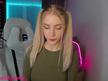 webcam girl oh_honey_ live cam image #2696628