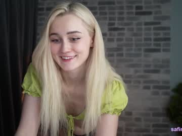 webcam girl safinna live cam image #707543