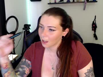 webcam girl bigtittedtattedlesbian live cam image #2135141
