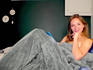 webcam girl innocentprovenguilty live cam image #2919013