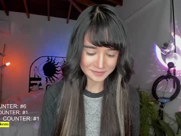 webcam girl lonelly_lolly98 live cam image #4044628